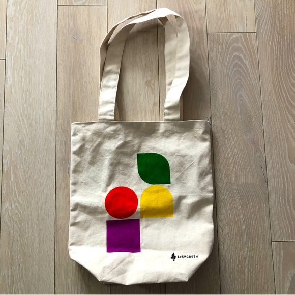 Evergreen Handbags - Evergreen Canvas Tote Bag Like New